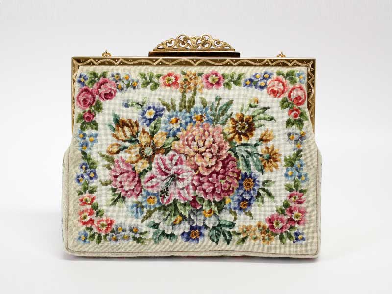 Petit Point 900 stitches/Square Inch